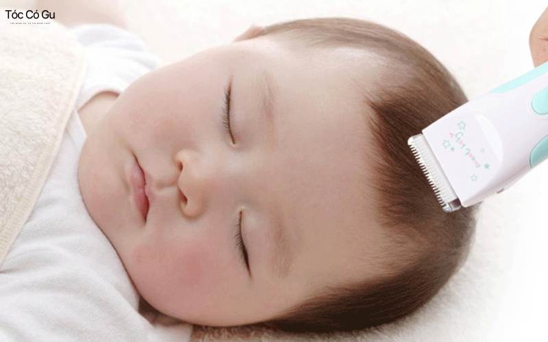 Cắt tóc máu cho trẻ sơ sinh ngày nào tốt theo quan niệm dân gian hướng dẫn mẹ cách cắt tóc máu cho bé an toàn tại nhà