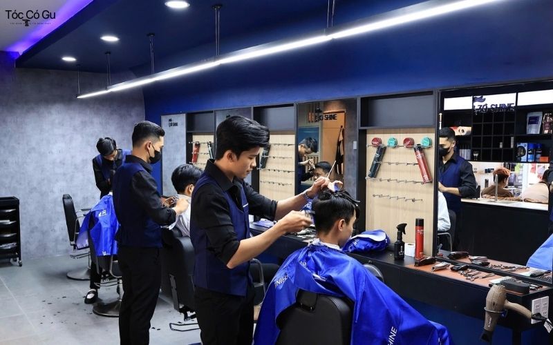 Đánh giá 30Shine từ A-Z trước khi bạn đặt lịch 30Shine là nơi biến mái tóc của bạn trở nên thời thượng hơn bao giờ hết