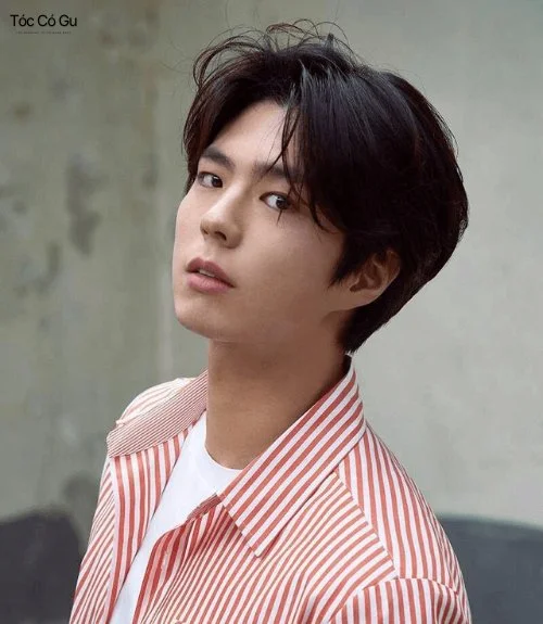 Những kiểu tóc Middle Part dành cho nam mặt dài trán cao