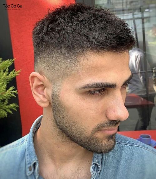 Tóc Buzz Cut cho nam mặt dài