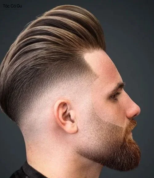 Tóc rễ tre nam nên cắt kiểu gì đẹp, dễ vào nếp, không bị bung chỉa? Pompadour giúp tóc rễ tre nam giữ form vuốt ngược đẹp mắt