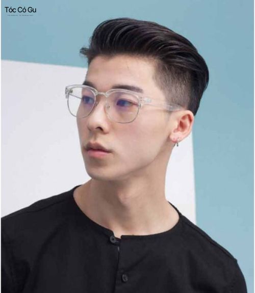 Tóc Undercut vuốt ngược uốn phồng lịch lãm hợp với trán chữ M