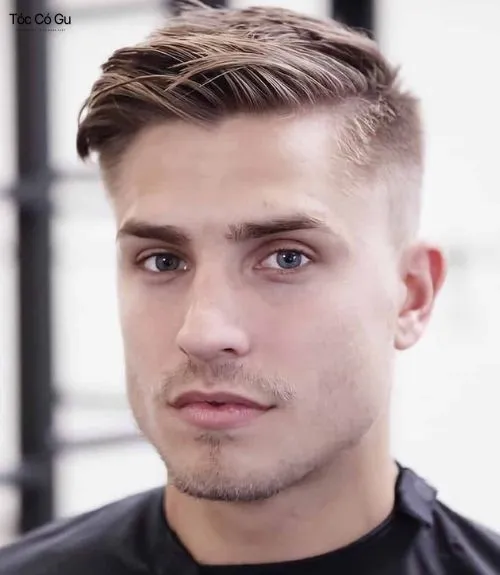 Mẫu tóc nam Crew Cut Side Part nhuộm màu sáng thời thượng vuốt lệch nhẹ nhàng đầy lãng tử cho các bạn trẻ năng động