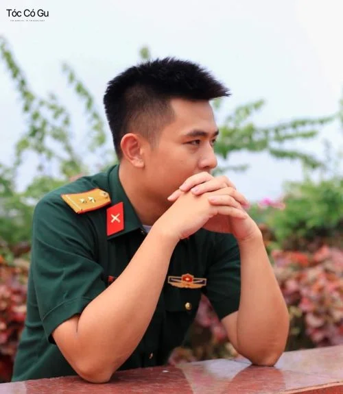 Tóc 5 phân quân đội Việt Nam trẻ trung và lịch lãm