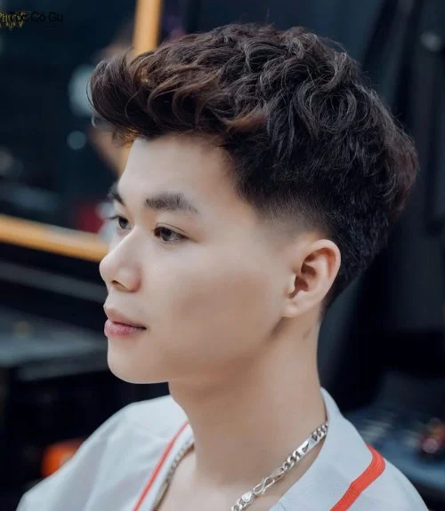 Messy Fringe: Kiểu tóc mái rối cực chất cho nam giới Kiểu tóc Messy Fringe Quiff chỉn chu