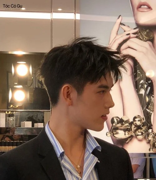 Hướng dẫn tạo kiểu cho tóc Messy Quiff tại nhà
