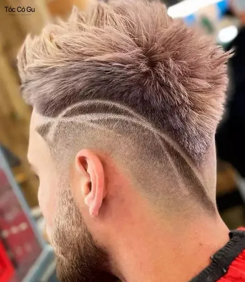 Faux Hawk: Kiểu tóc nam đẹp cá tính, năng động được yêu thích Hướng dẫn tạo kiểu và chăm sóc tóc đúng cách giúp Faux Hawk luôn giữ form đẹp