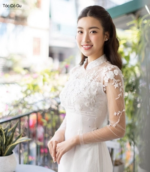 15+ kiểu tóc cô dâu đẹp giúp nàng tỏa sáng trong ngày lễ cưới Những kiểu tóc ăn hỏi đơn giản, thanh lịch và dễ kết hợp với áo dài.