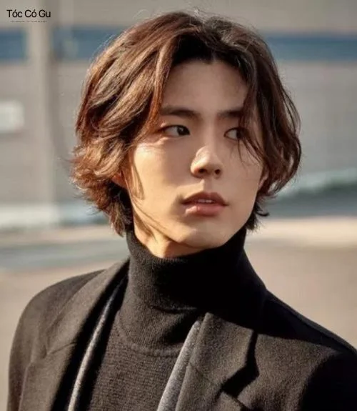 Top 10+ kiểu tóc Middle Part nam cực chất dành cho mọi phong cách Middle Part mái dài