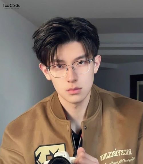 Kiểu tóc 6/4 Comma Hair