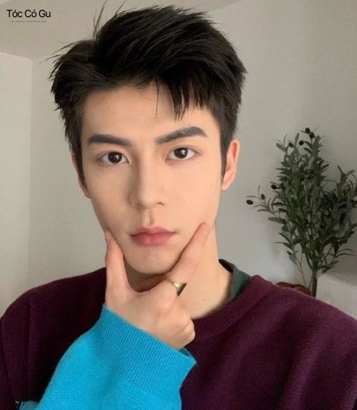 Side Part 6/4 tóc ngắn