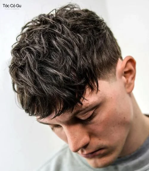 Messy Fringe: Kiểu tóc mái rối cực chất cho nam giới Messy Fringe Low Fade