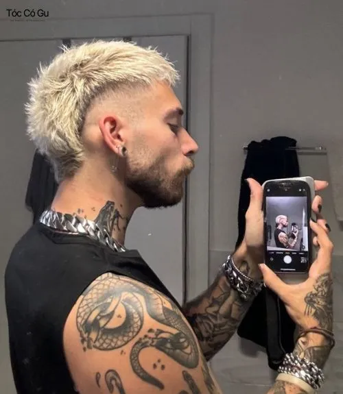 10+ kiểu tóc Mohawk cá tính, phá cách cho chàng thích khác biệt Mohawk nhuộm màu cá tính