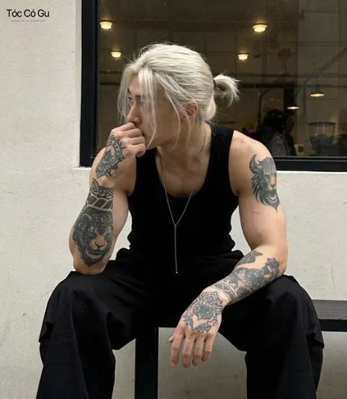 15+ kiểu tóc Bad Boy cá tính, cuốn hút khiến phái đẹp “gục ngã” Tóc Man Bun Cho Bad Boy