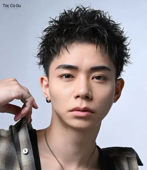 15+ kiểu tóc Spiky nam đẹp, cá tính và dẫn đầu xu hướng Curly Spiky