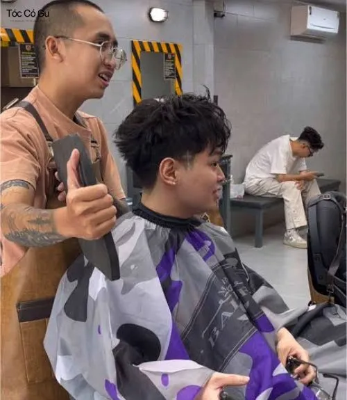 Các dịch vụ cắt tóc, tạo kiểu và chăm sóc nam giới tại 88 Barber House
