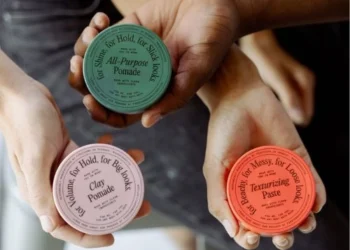 Clay pomade là gì