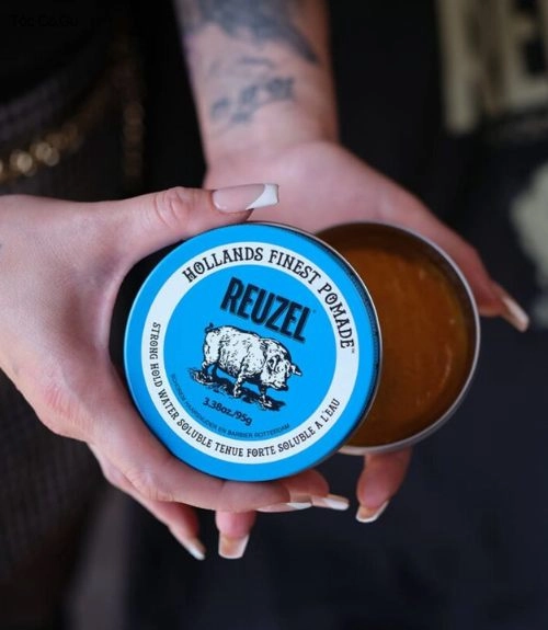 Top 10 Pomade gốc nước giữ nếp tốt, dễ tạo kiểu cho nam Pomade gốc nước Reuzel Blue giữ nếp tốt, dễ tạo kiểu