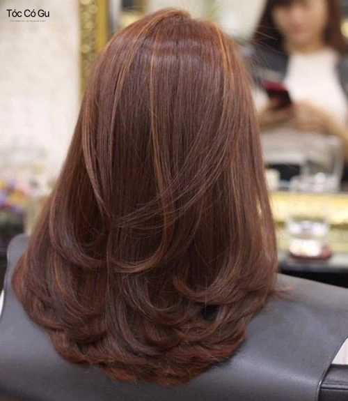 Tóc dài uốn chữ C