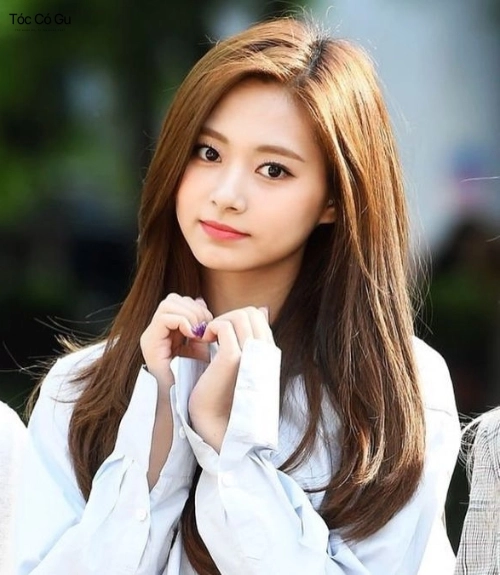 12 kiểu tóc ngang bầu đẹp, trẻ trung và hợp mọi gương mặt Tóc ngang bầu nữ tính thanh lịch