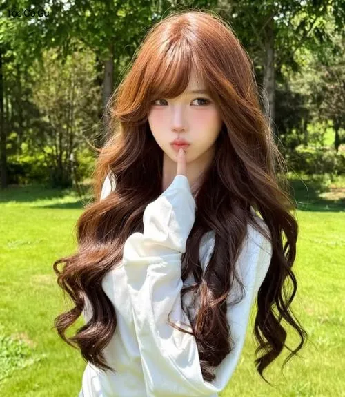 Top 12+ kiểu tóc uốn gợn sóng đẹp, trẻ trung và thời thượng Tóc uốn gợn sóng to